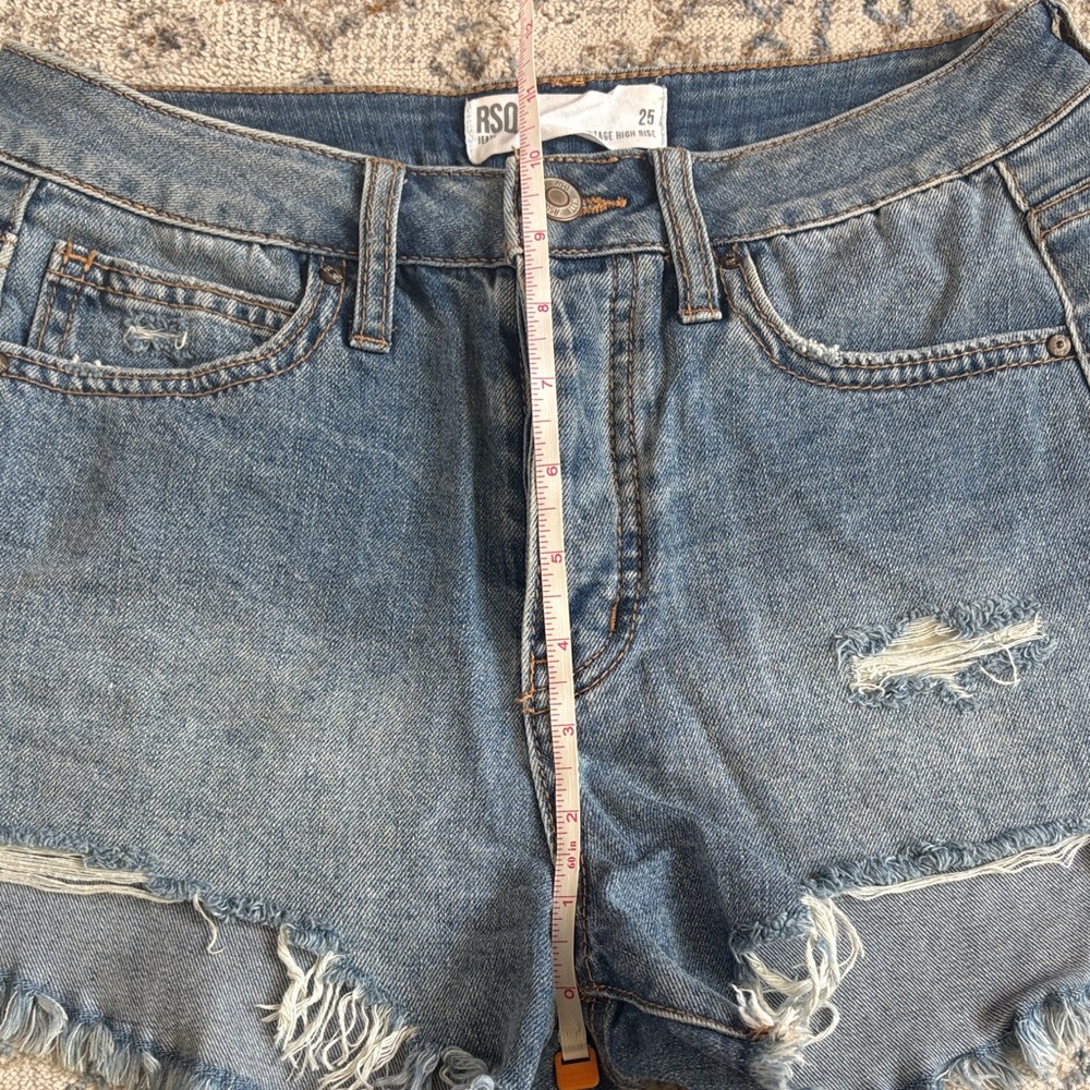 RSQ Vintage High Rise Blue Distressed Jean Shorts 25 - Picture 6 of 7